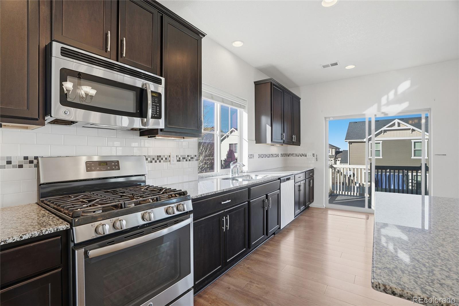 MLS Image #22 for 18199 e 44th avenue,denver, Colorado