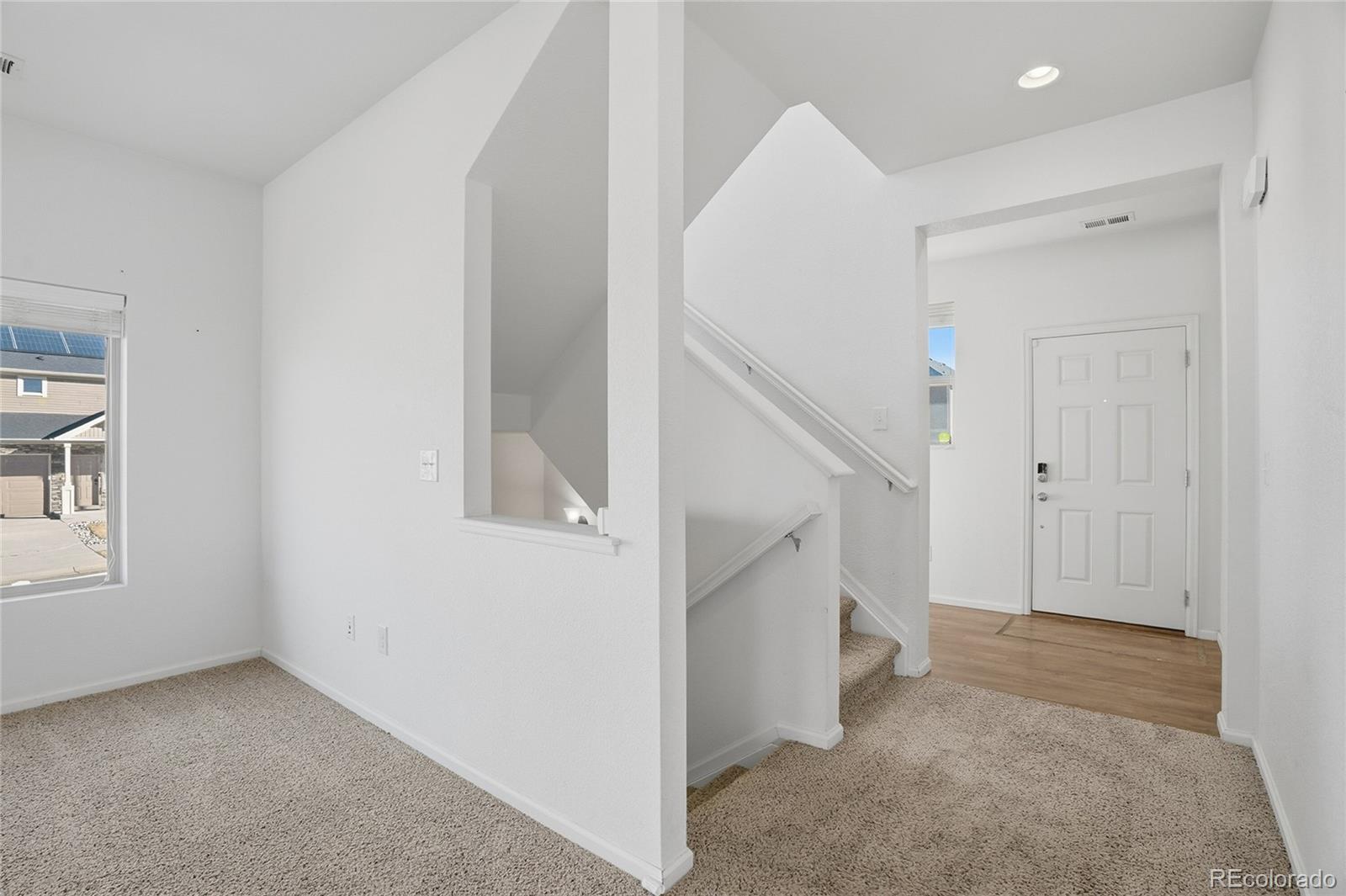 MLS Image #3 for 18199 e 44th avenue,denver, Colorado