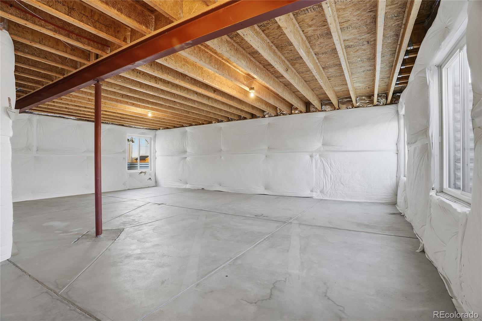 MLS Image #40 for 18199 e 44th avenue,denver, Colorado