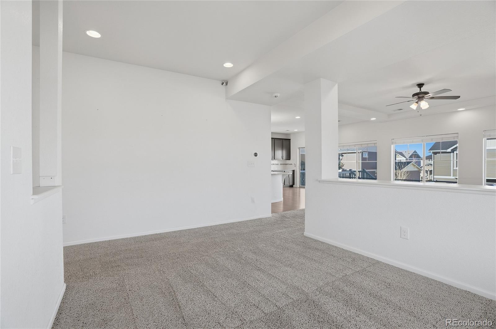 MLS Image #7 for 18199 e 44th avenue,denver, Colorado