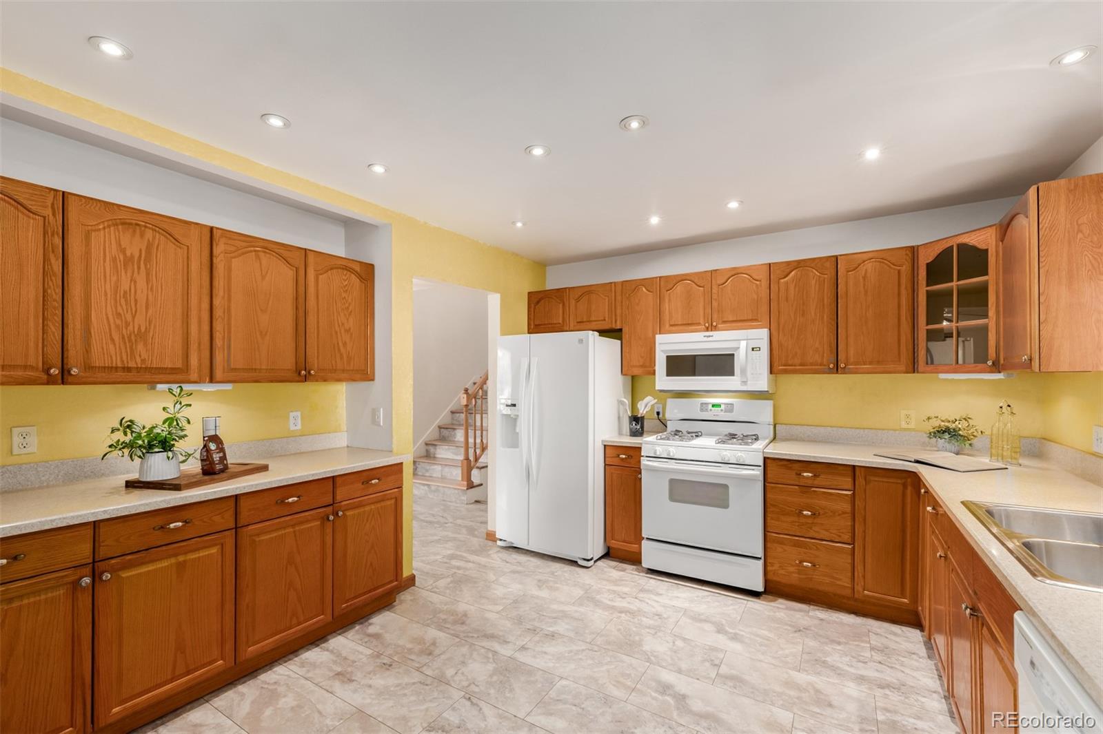 MLS Image #13 for 10472  santa fe street,northglenn, Colorado