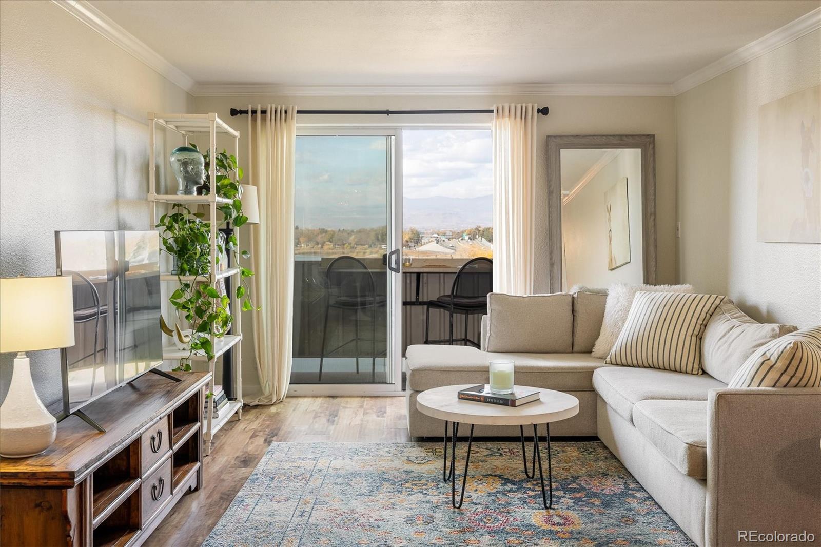 MLS Image #4 for 3047 w 47th avenue 602,denver, Colorado