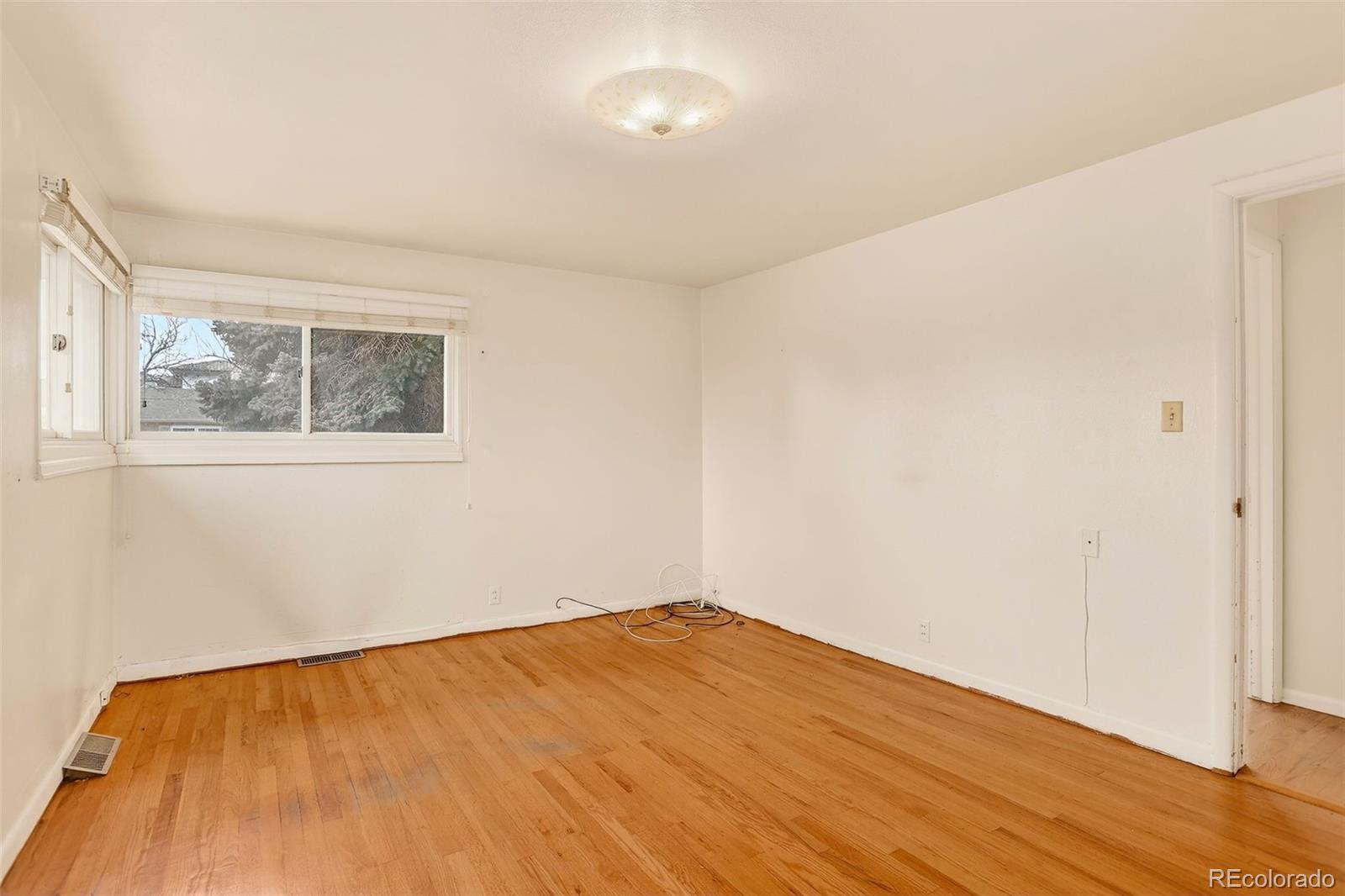 MLS Image #12 for 6001 e cedar avenue,denver, Colorado