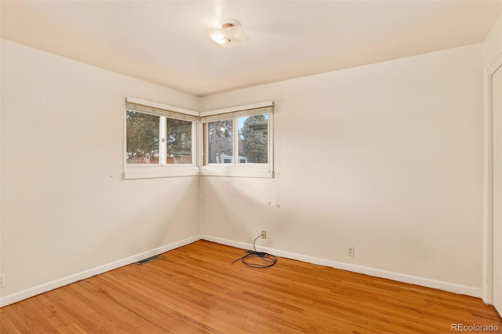 MLS Image #18 for 6001 e cedar avenue,denver, Colorado