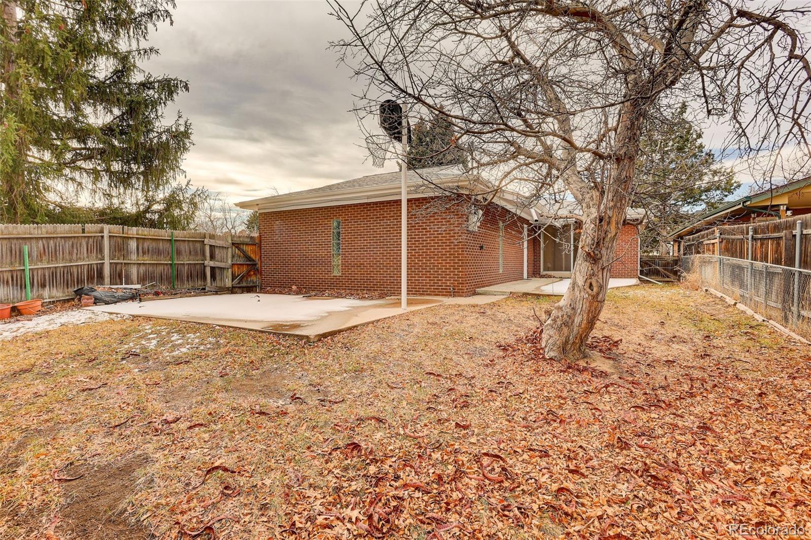 MLS Image #33 for 6001 e cedar avenue,denver, Colorado