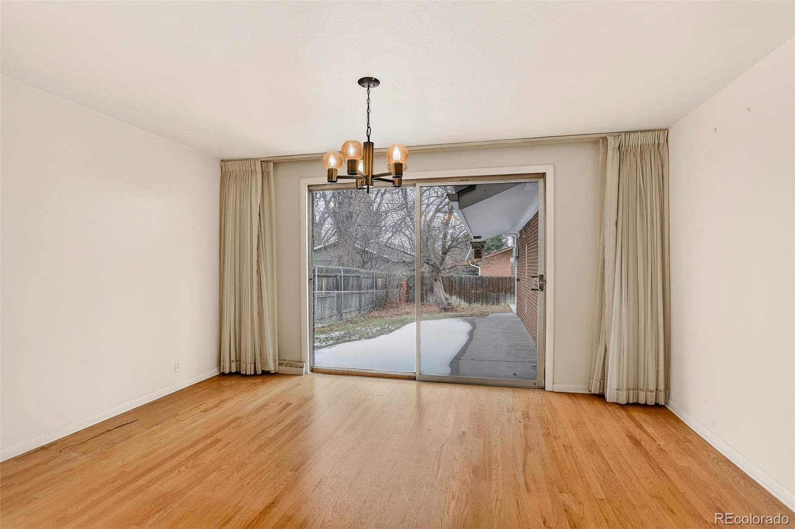 MLS Image #6 for 6001 e cedar avenue,denver, Colorado