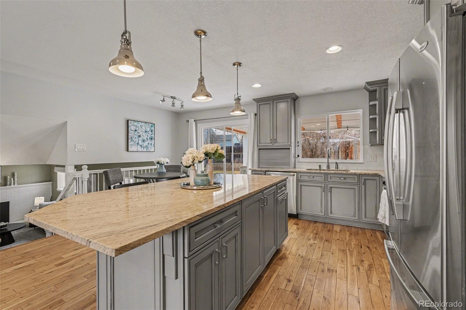 MLS Image #8 for 1006  stein street,lafayette, Colorado
