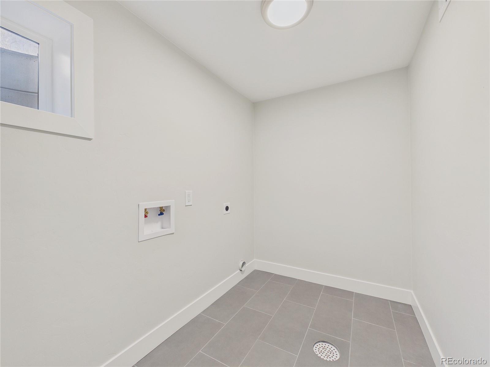 MLS Image #26 for 3656 s forest way,denver, Colorado