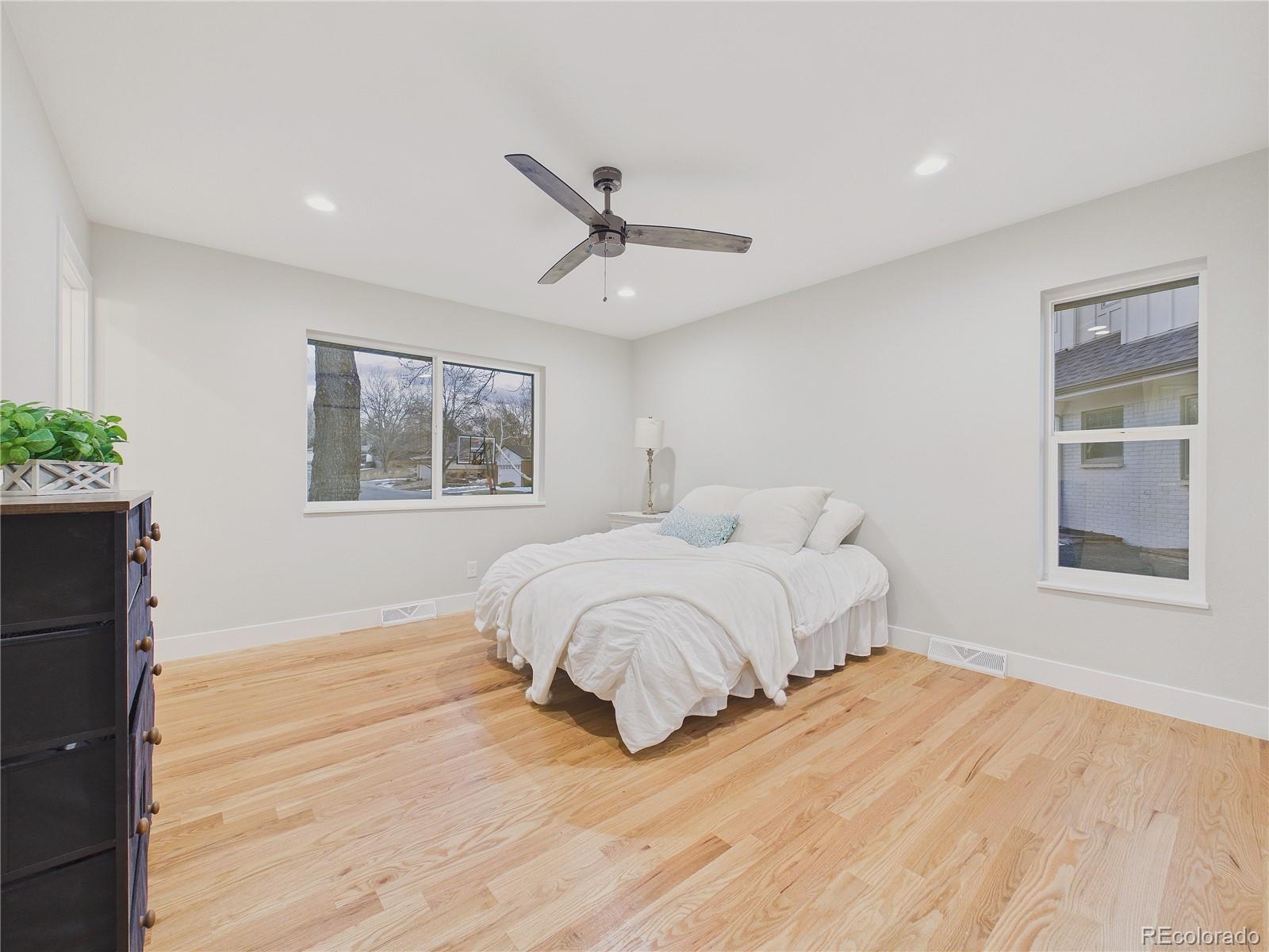 MLS Image #19 for 2465 s newberry court,denver, Colorado