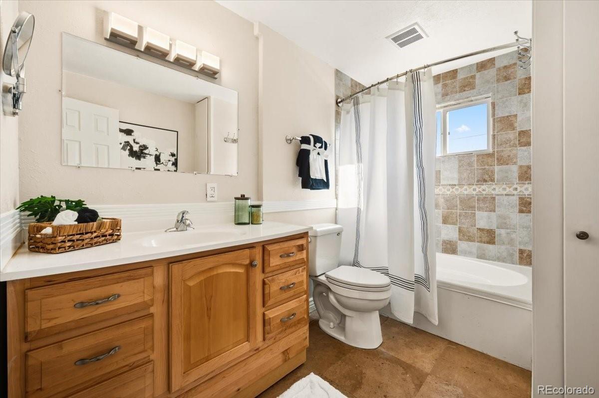MLS Image #15 for 8504 e briarwood place,centennial, Colorado