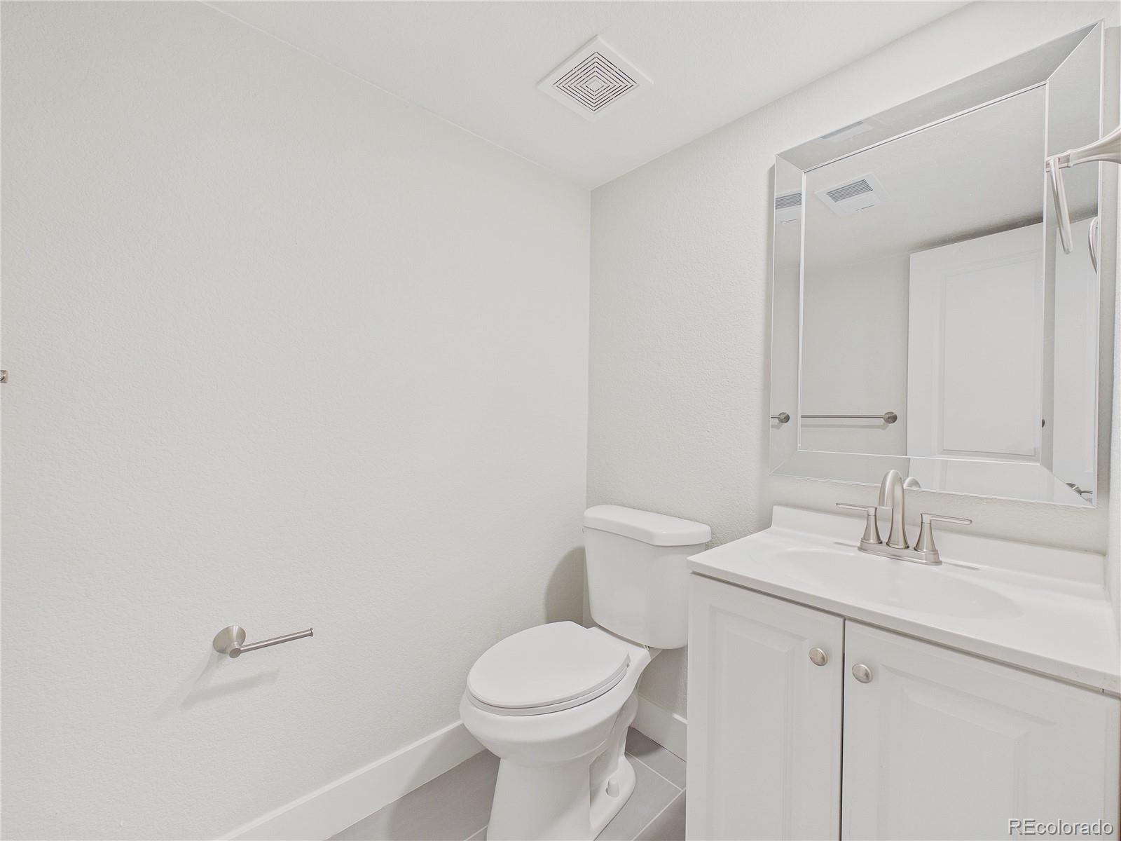 MLS Image #24 for 3863 s sebring court,denver, Colorado