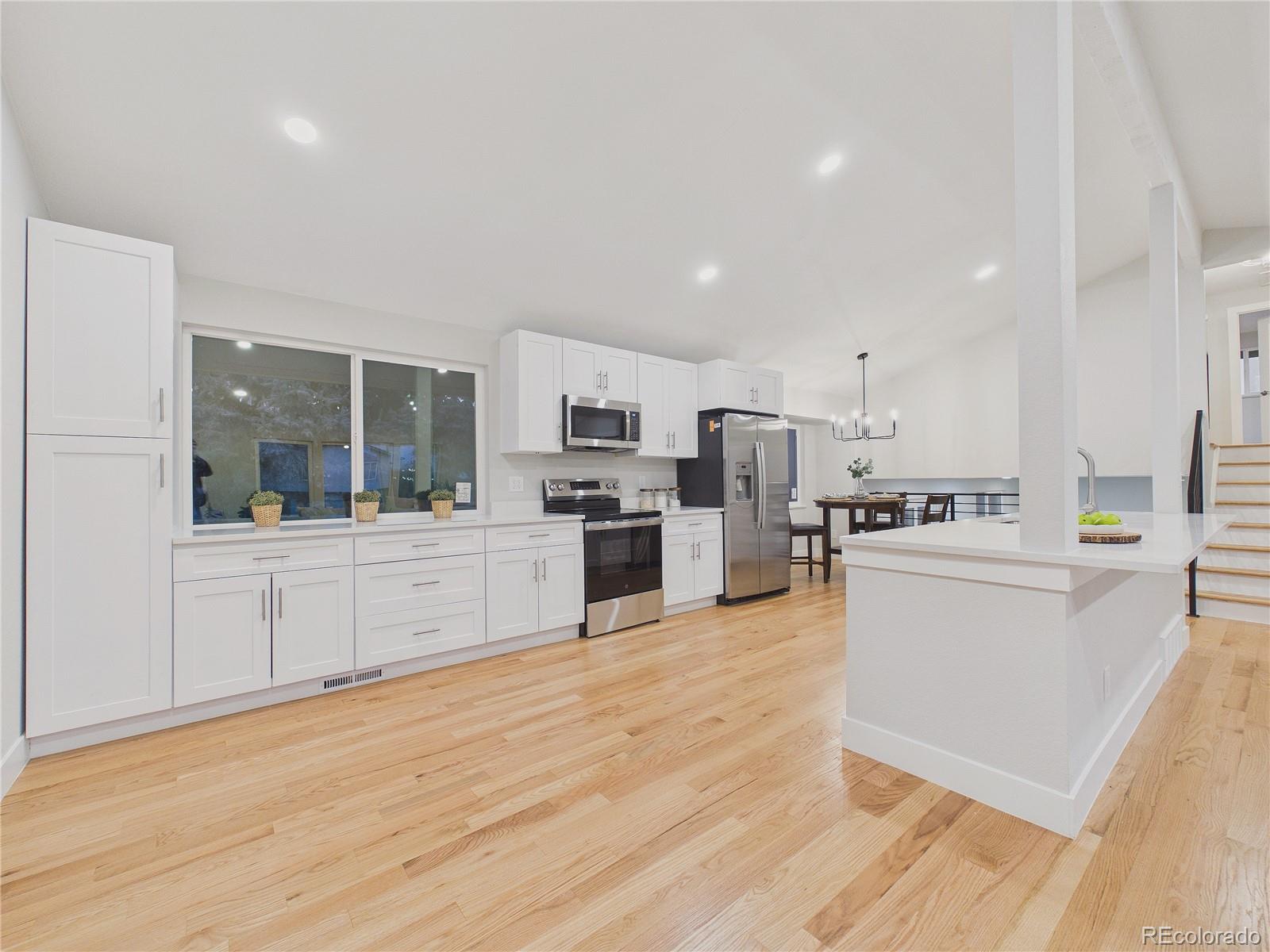 MLS Image #4 for 3863 s sebring court,denver, Colorado