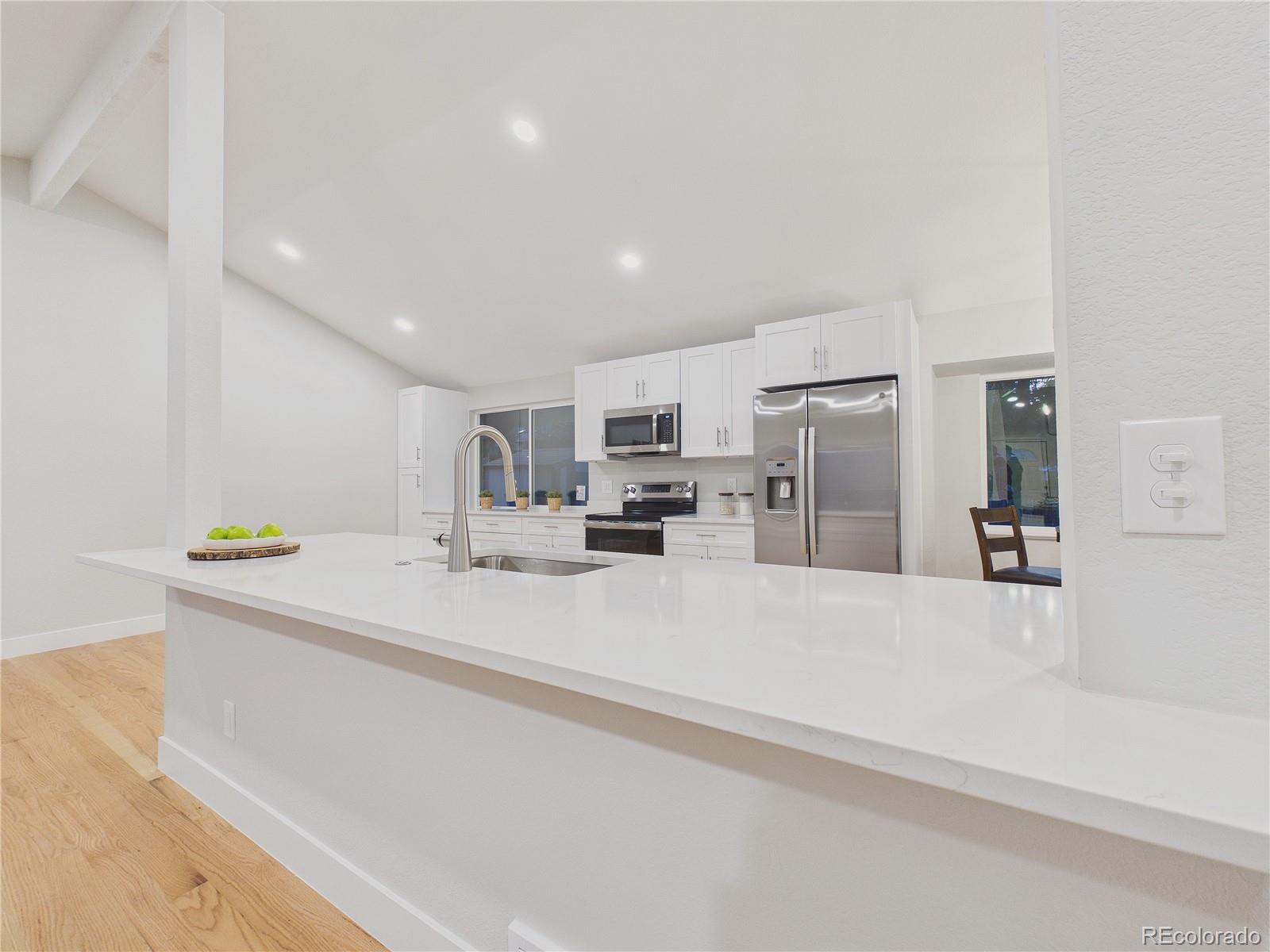 MLS Image #7 for 3863 s sebring court,denver, Colorado