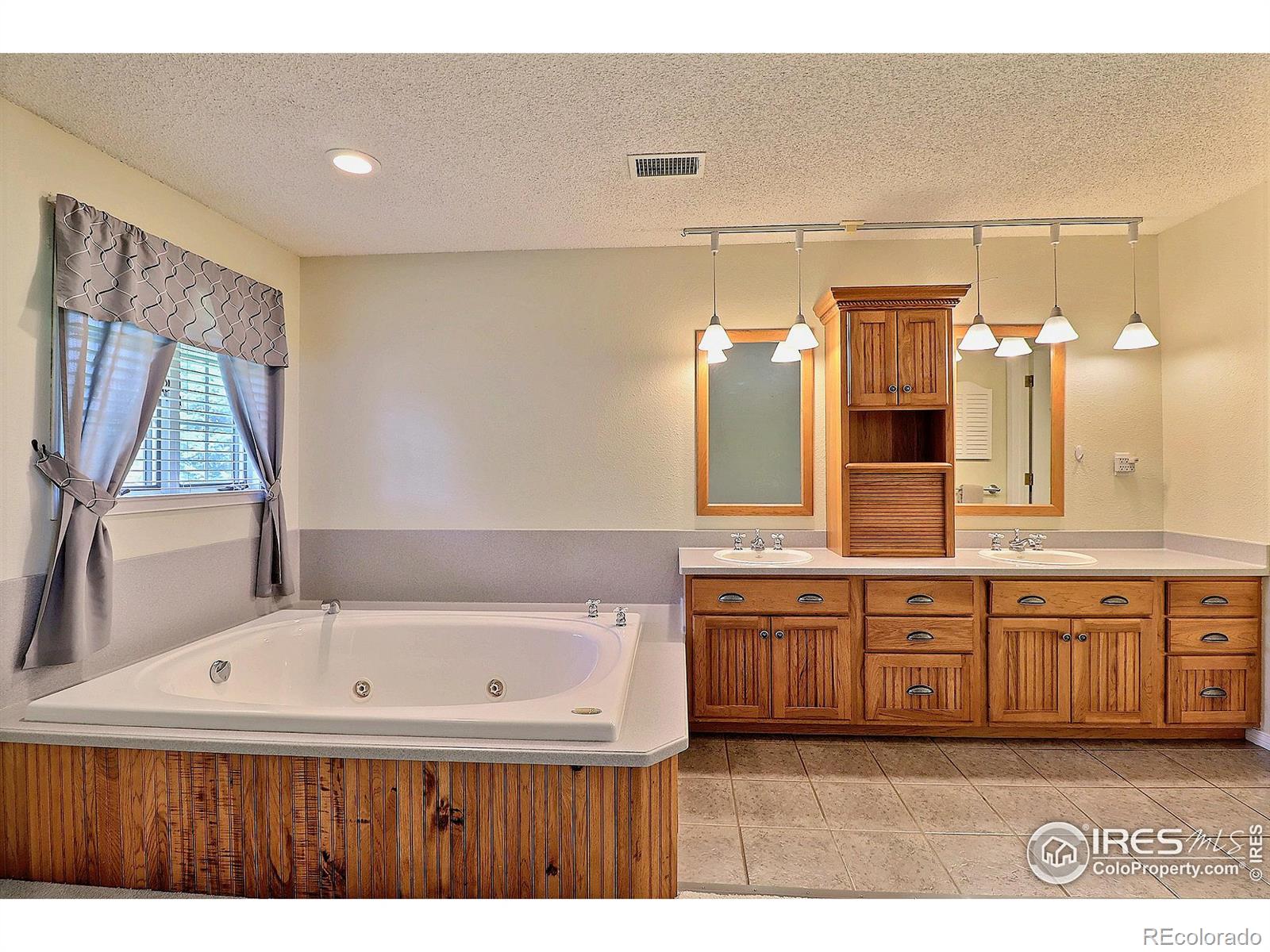 MLS Image #25 for 1357  43rd avenue,greeley, Colorado