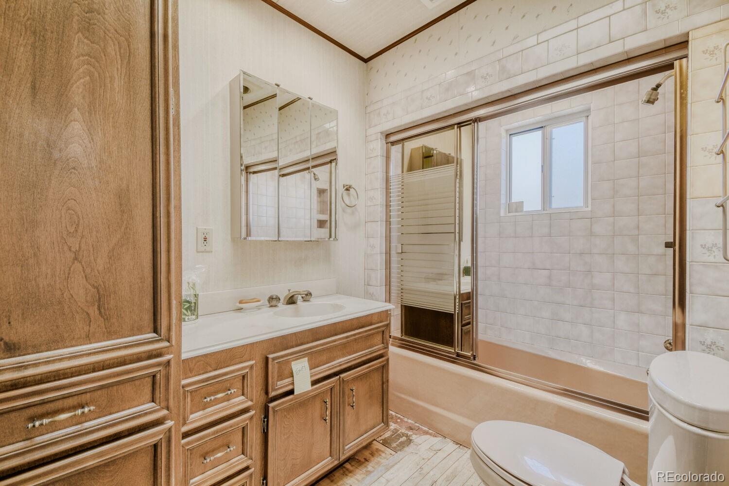 MLS Image #11 for 4185  vrain street,denver, Colorado