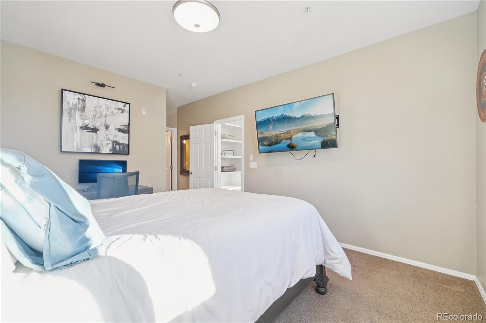 MLS Image #16 for 9637 e 5th avenue 206,denver, Colorado