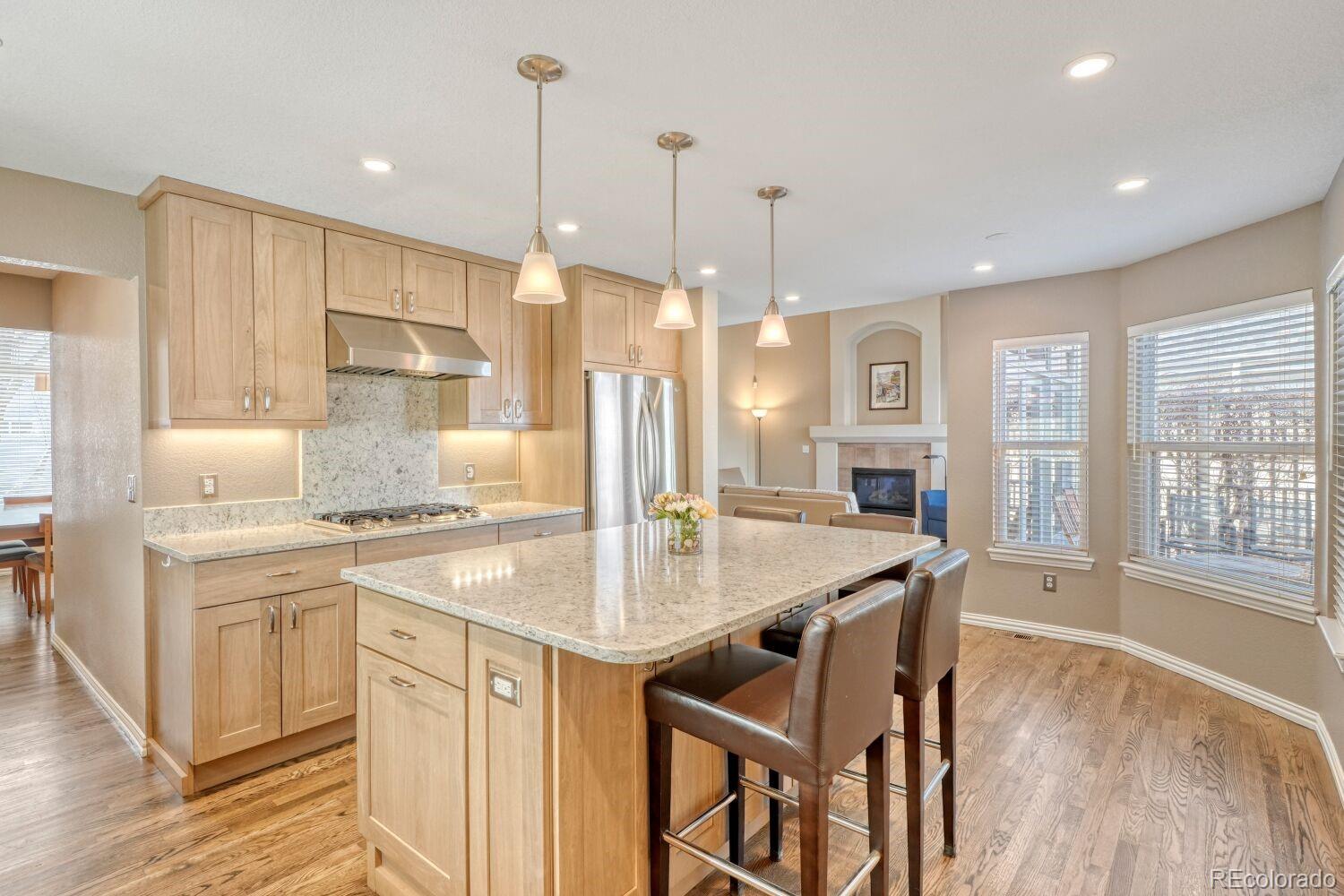 MLS Image #10 for 1011 s valentia street,denver, Colorado