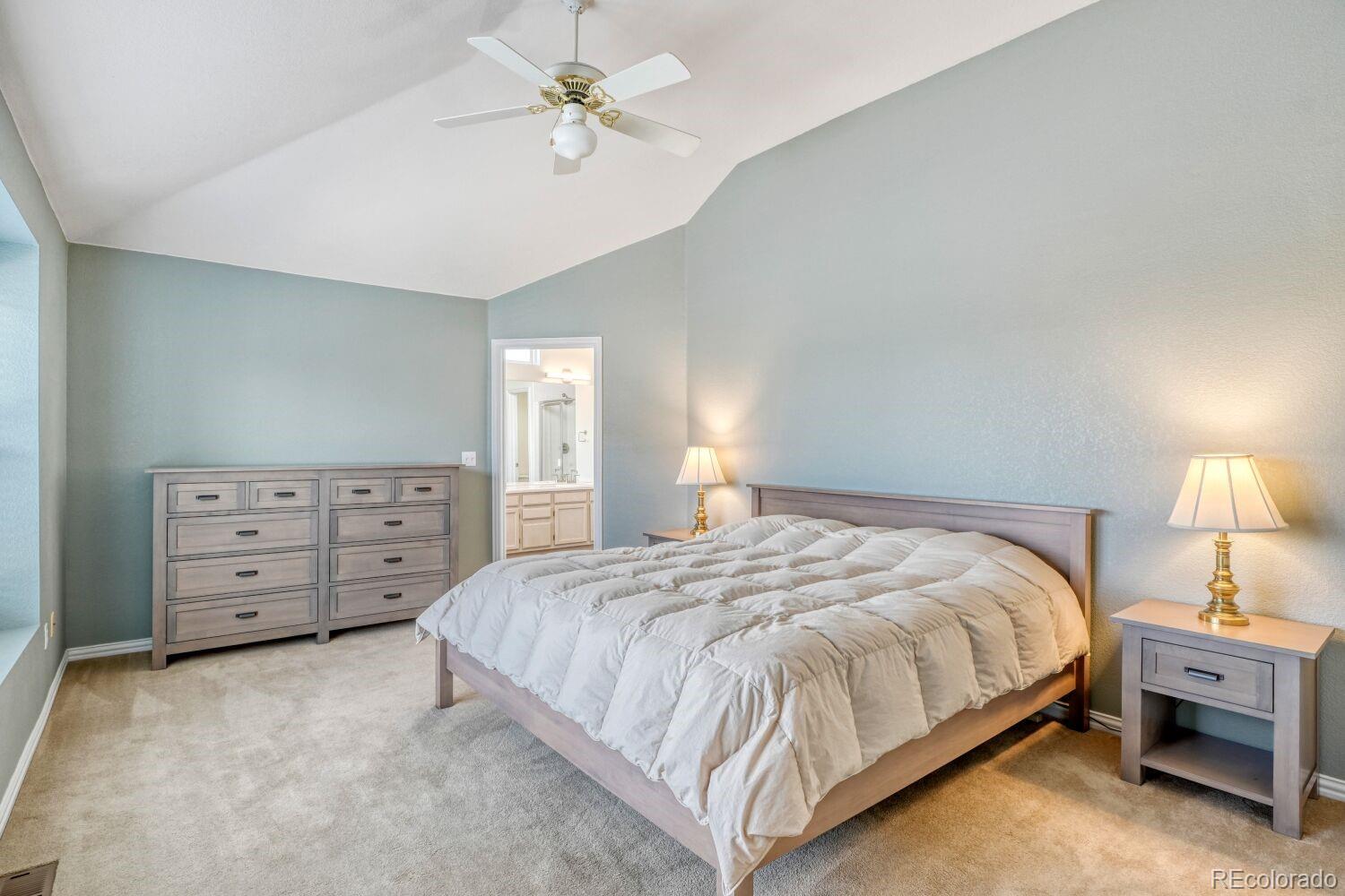 MLS Image #15 for 1011 s valentia street,denver, Colorado