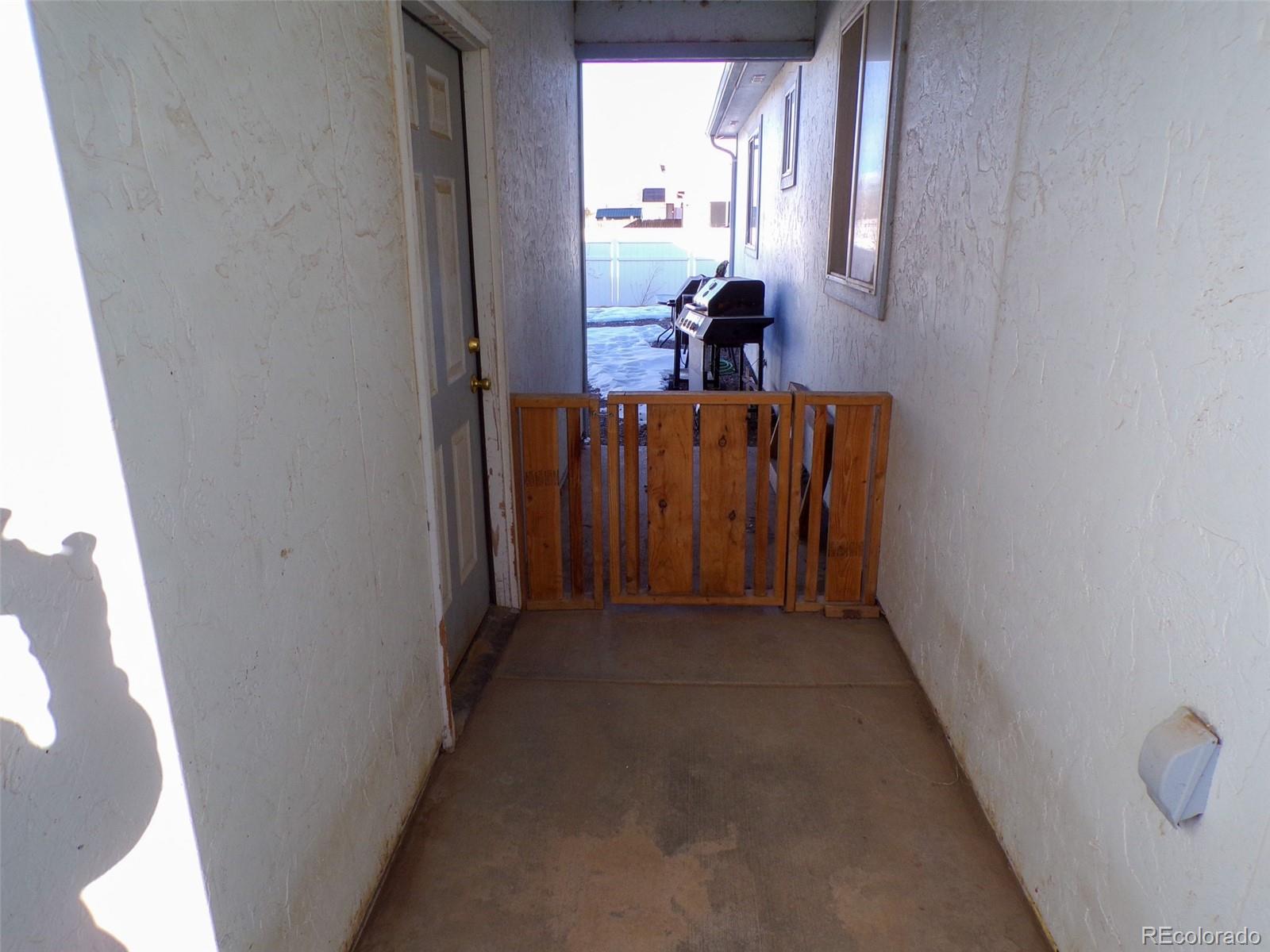 MLS Image #9 for 705  tyndal street,monte vista, Colorado