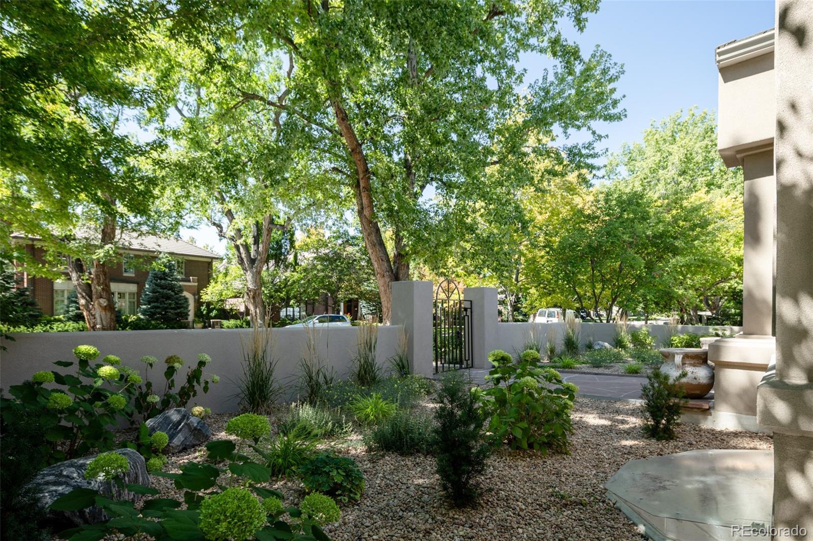MLS Image #3 for 420  monroe street,denver, Colorado