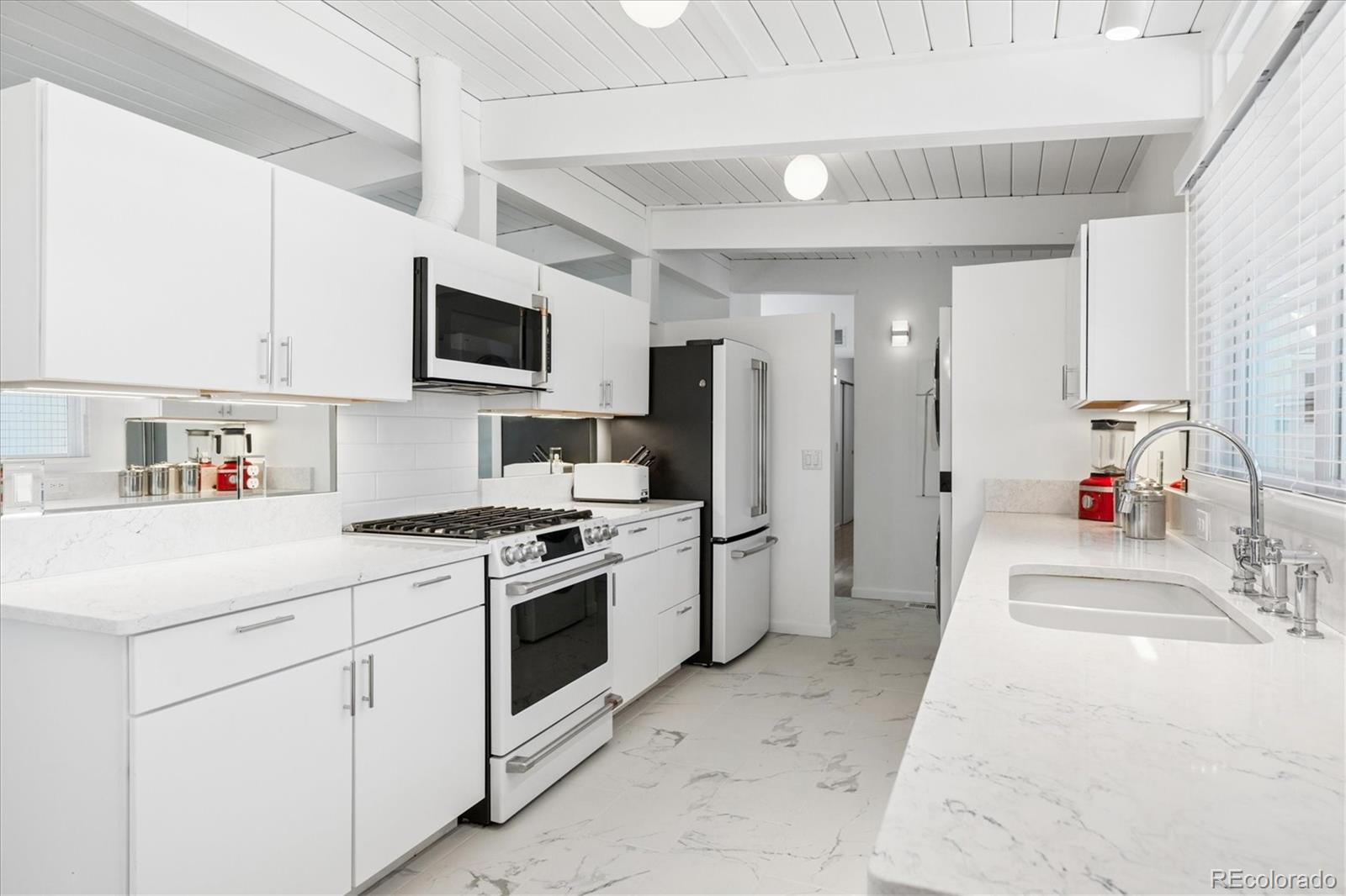 MLS Image #18 for 1323 s eudora street,denver, Colorado
