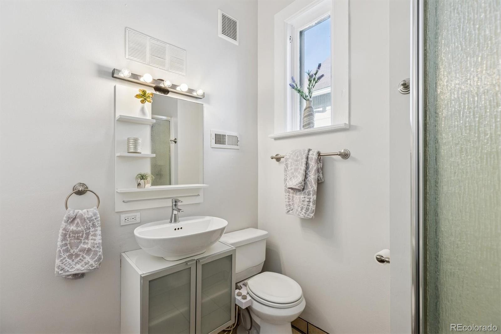 MLS Image #15 for 261  fox street,denver, Colorado