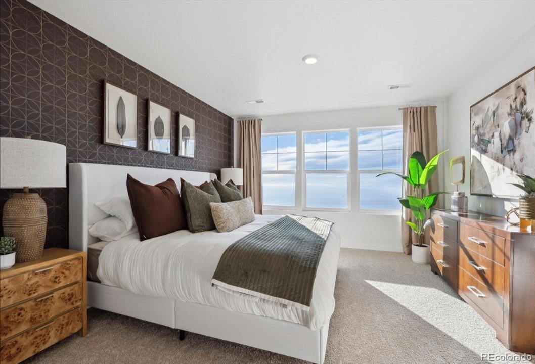 MLS Image #3 for 922  logan peak way,berthoud, Colorado