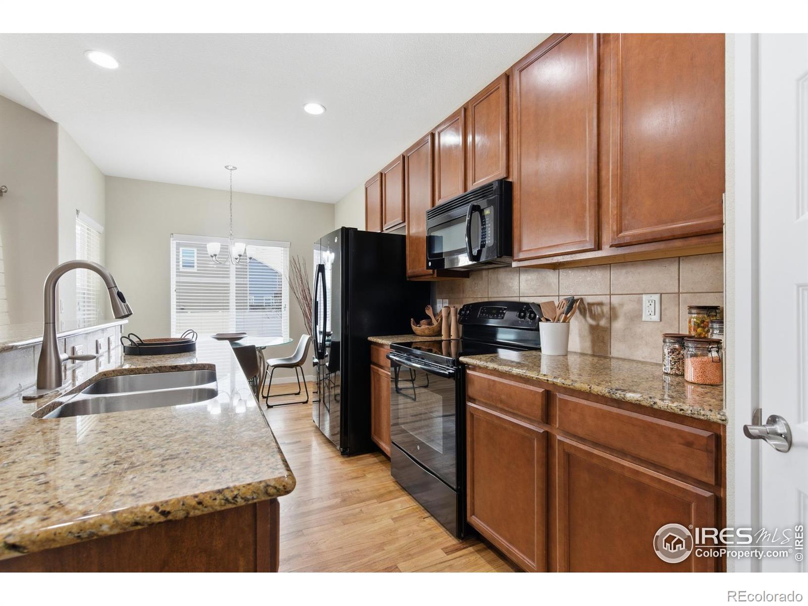 MLS Image #6 for 2884  hydra drive,loveland, Colorado