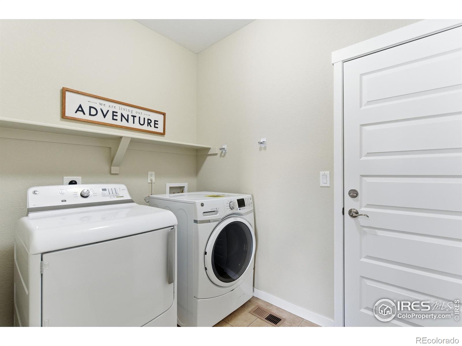 MLS Image #7 for 2884  hydra drive,loveland, Colorado