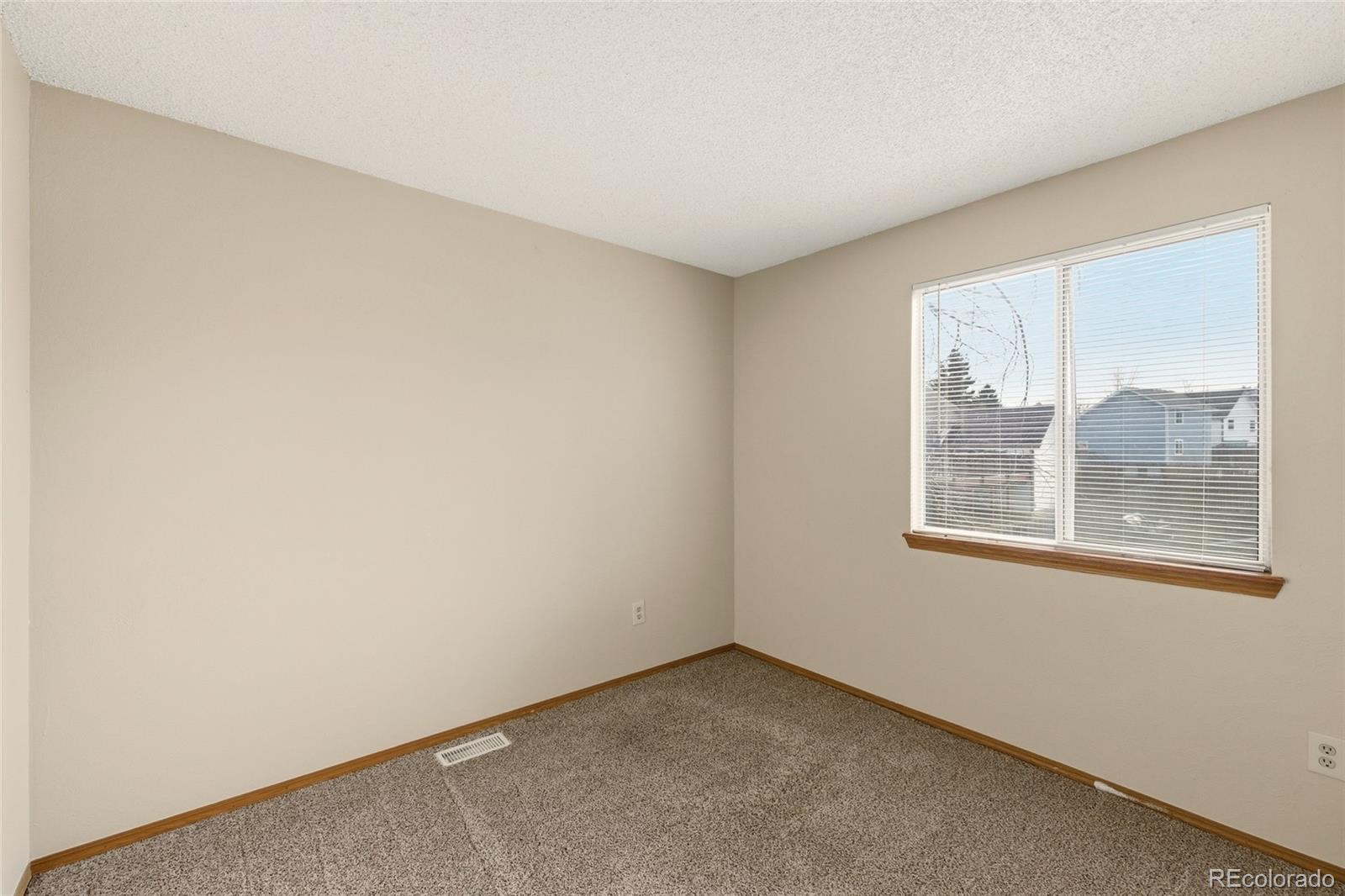MLS Image #18 for 17614 e temple drive,aurora, Colorado