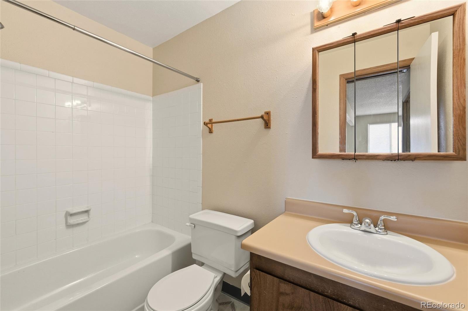 MLS Image #19 for 17614 e temple drive,aurora, Colorado