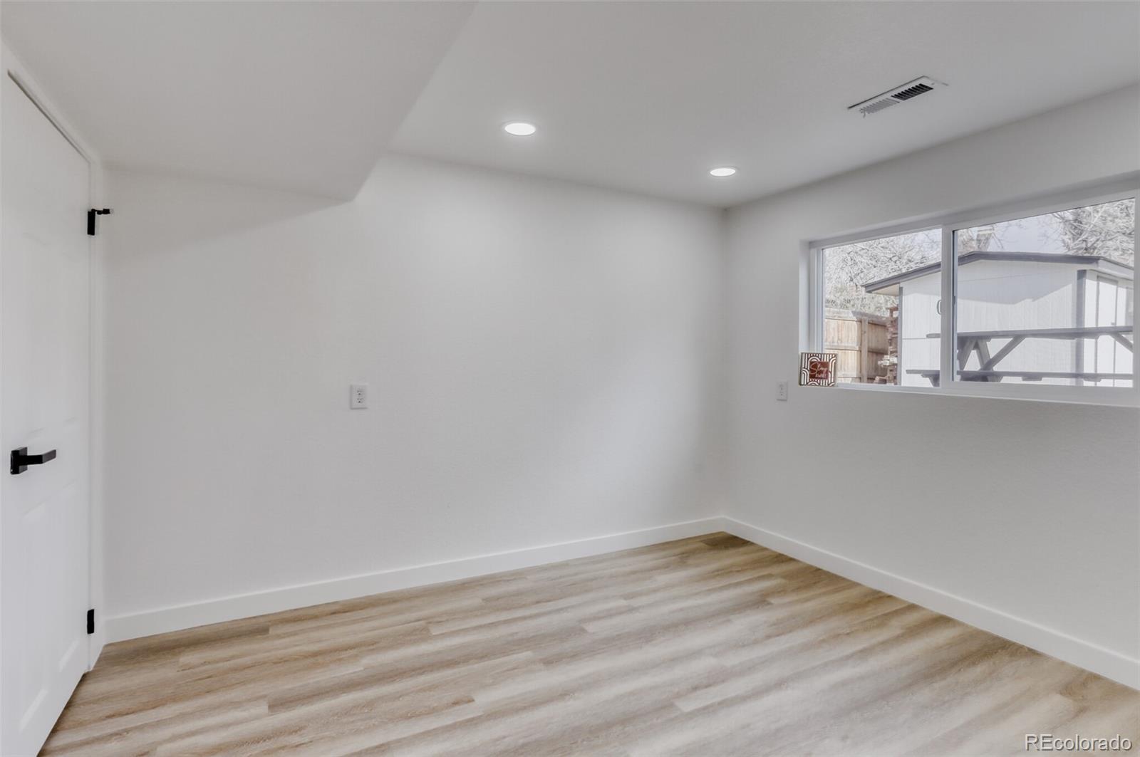 MLS Image #14 for 1214 s pratt parkway,longmont, Colorado