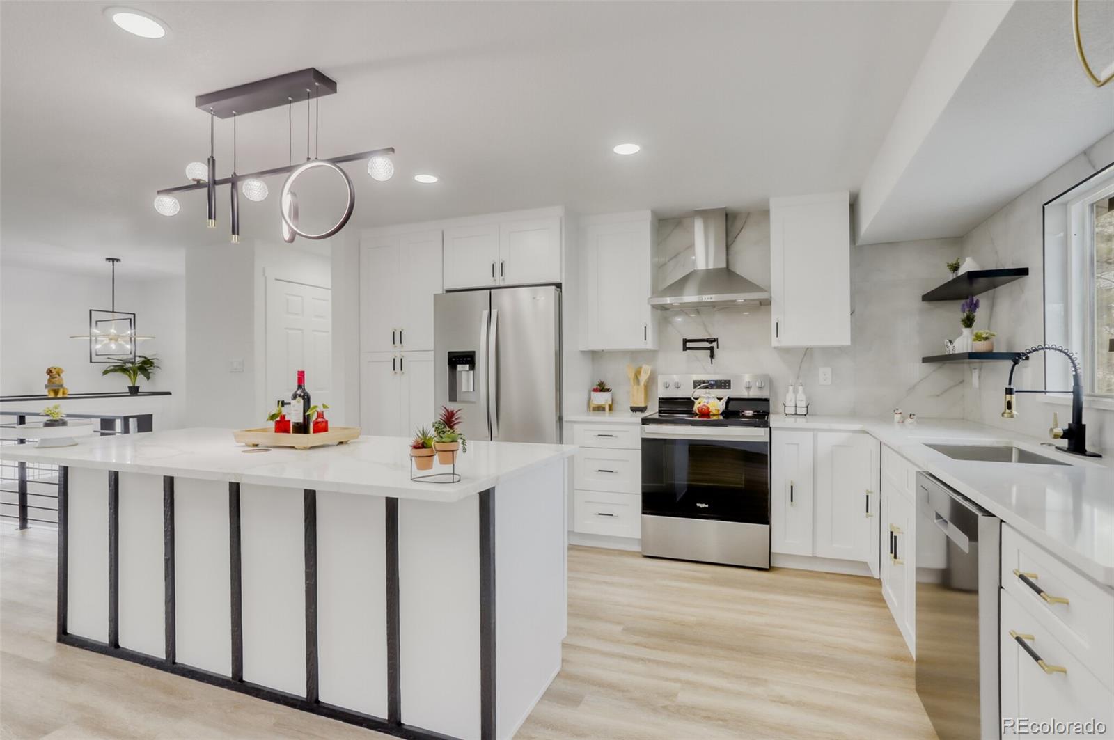MLS Image #4 for 1214 s pratt parkway,longmont, Colorado