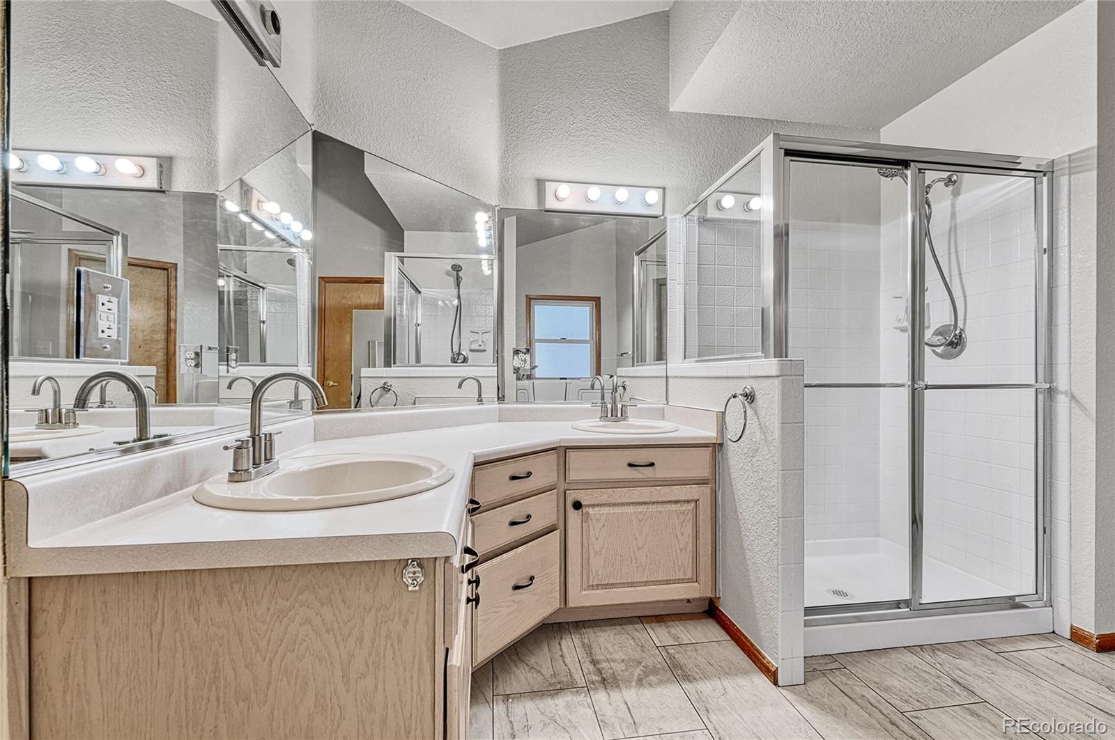 MLS Image #11 for 20590 e shefield court,parker, Colorado