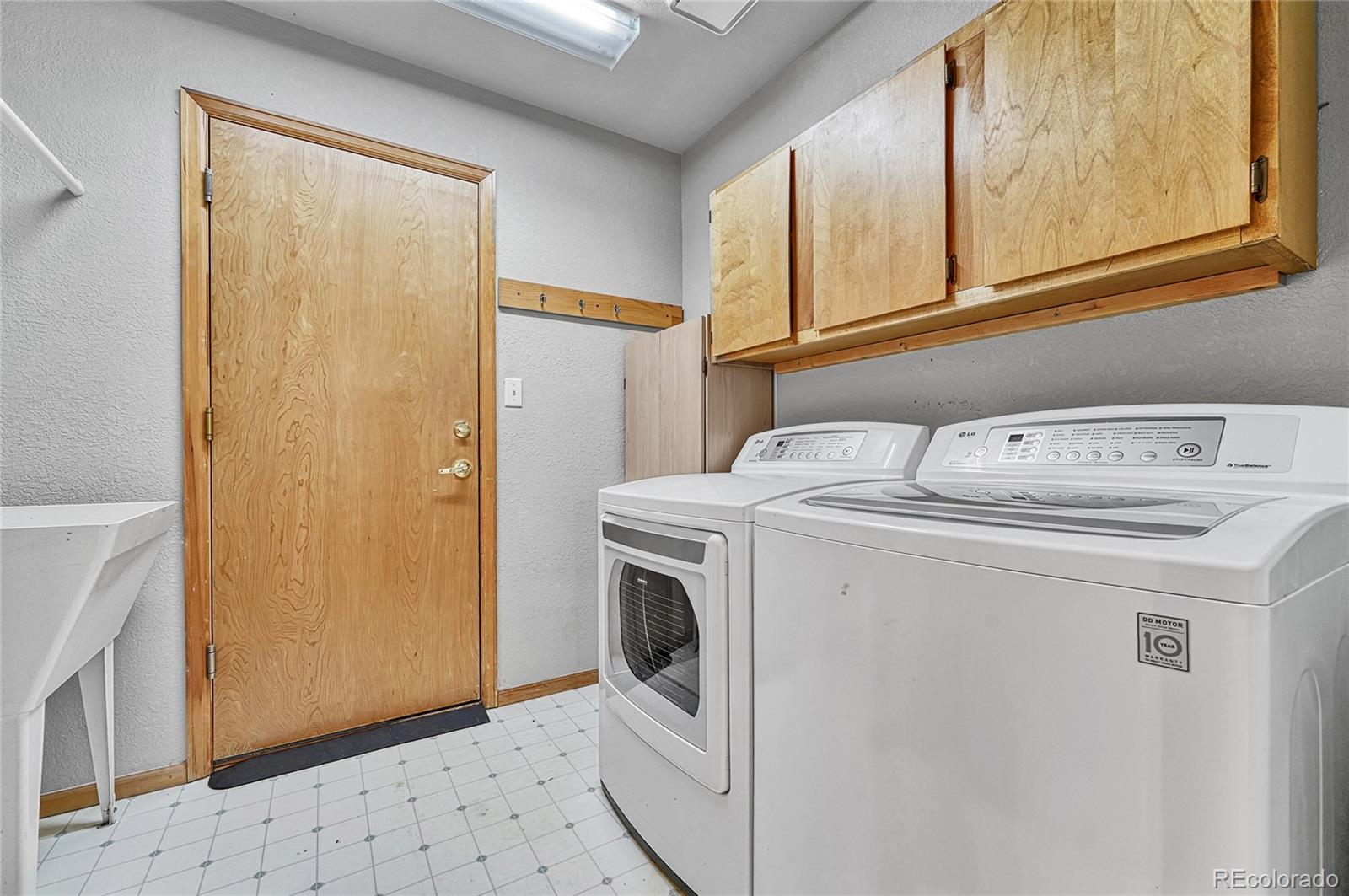 MLS Image #13 for 20590 e shefield court,parker, Colorado