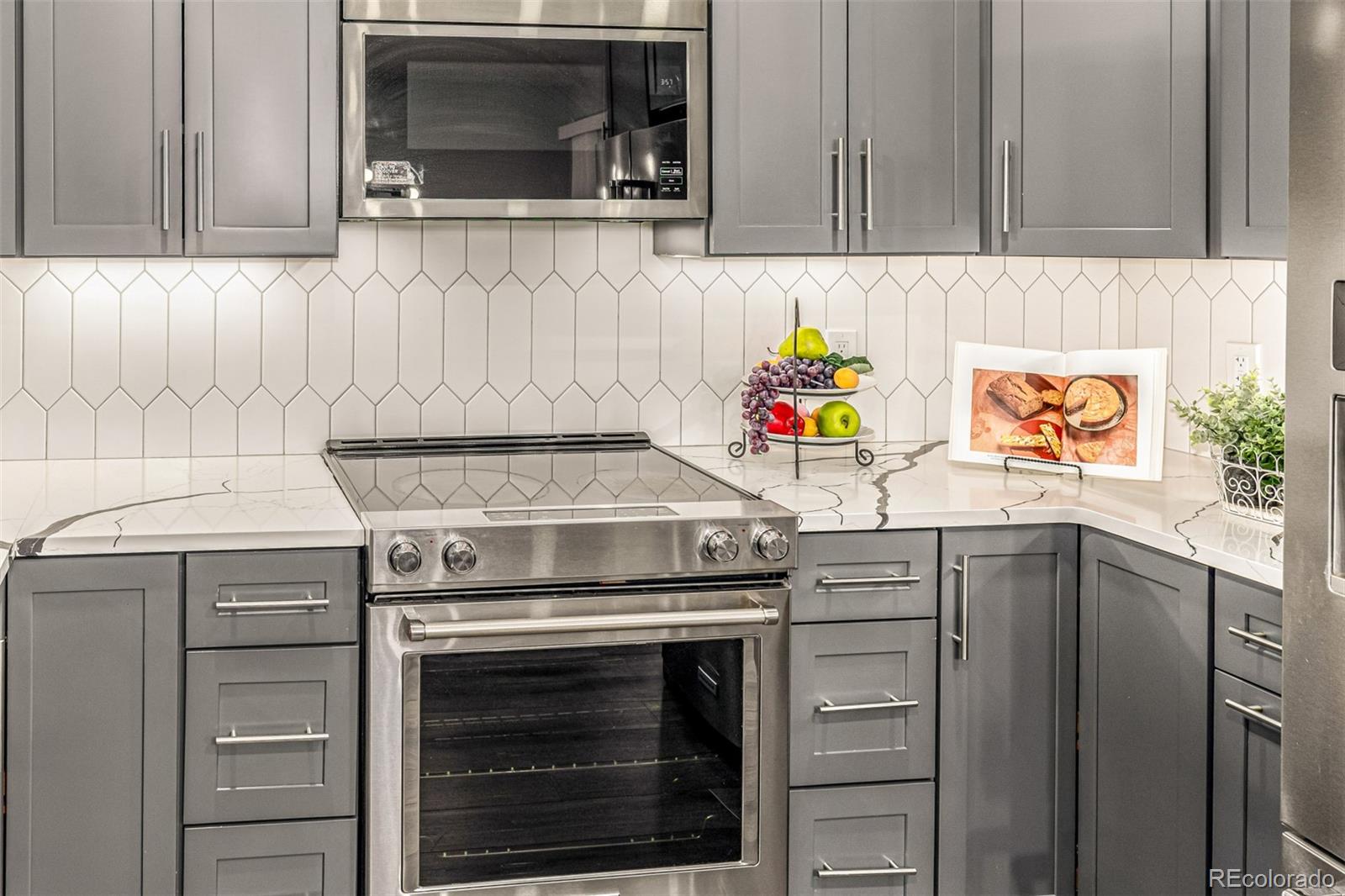 MLS Image #13 for 17780 e colorado drive,aurora, Colorado