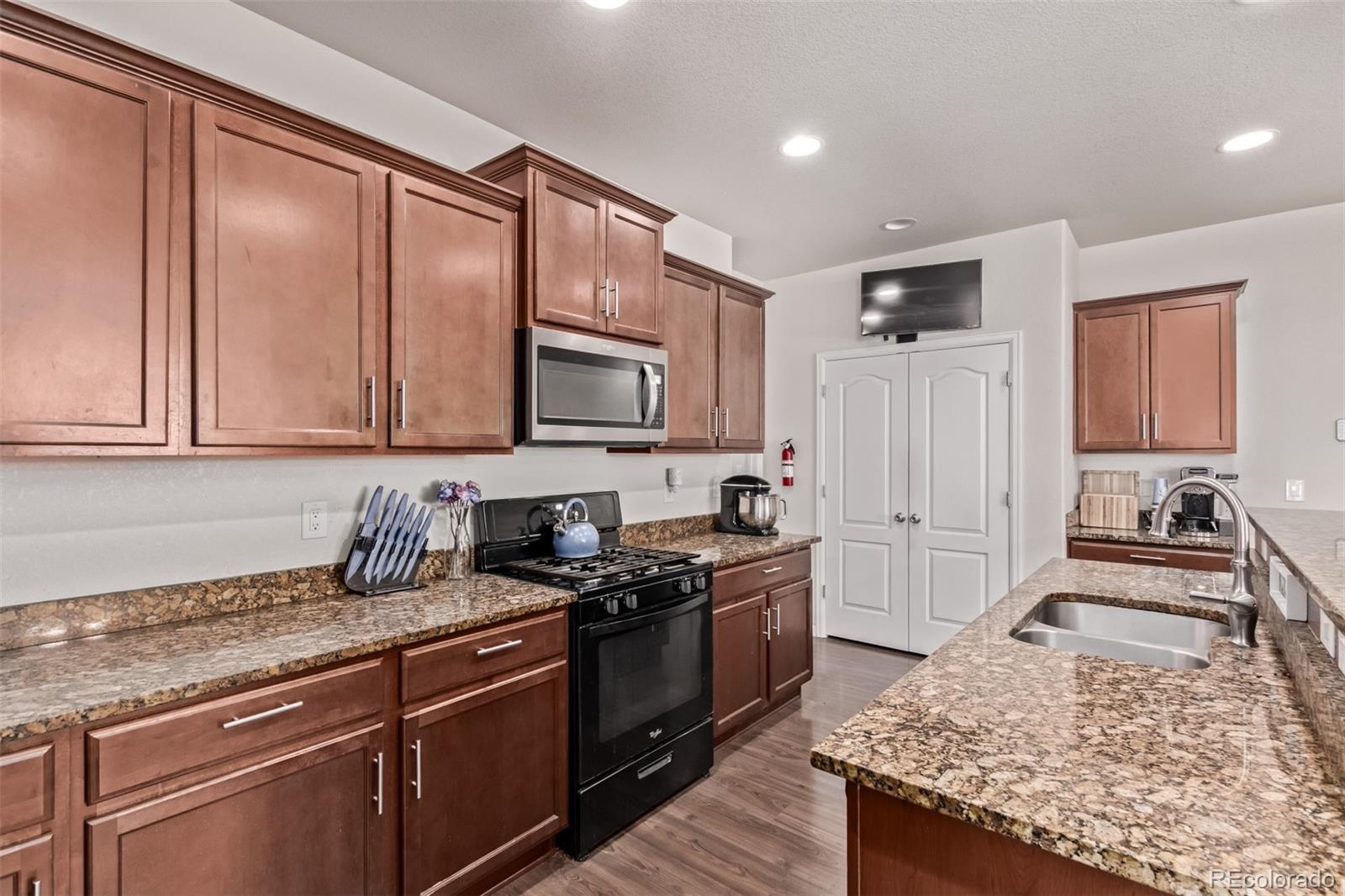 MLS Image #2 for 4608 e 95th avenue,thornton, Colorado