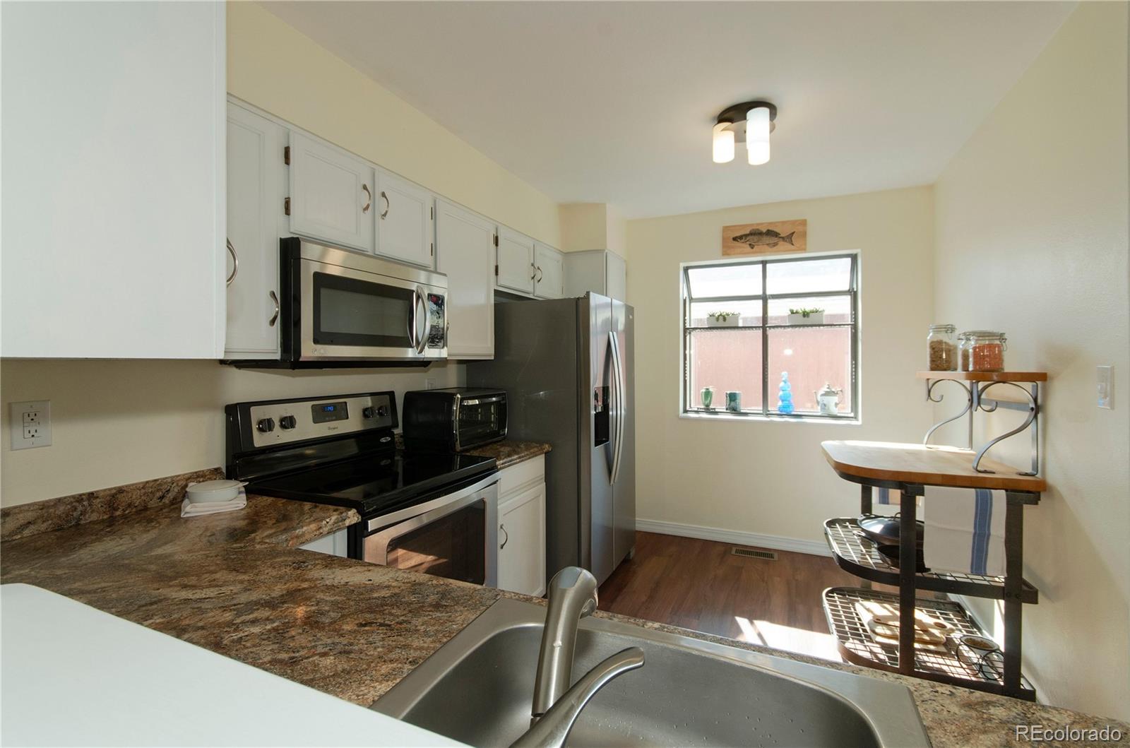 MLS Image #10 for 464 w rockrimmon boulevard h,colorado springs, Colorado