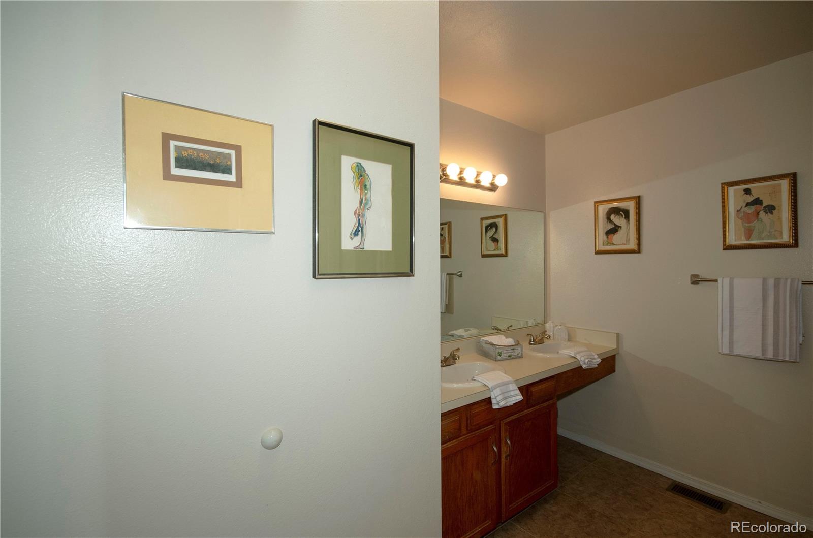 MLS Image #28 for 464 w rockrimmon boulevard h,colorado springs, Colorado