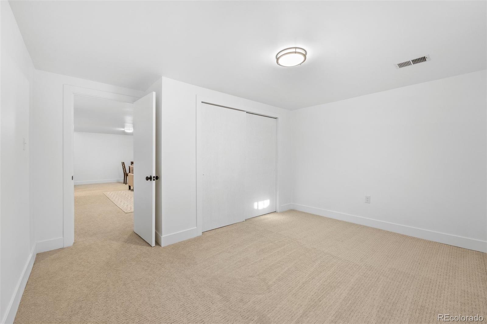 MLS Image #18 for 828 s jasmine street,denver, Colorado