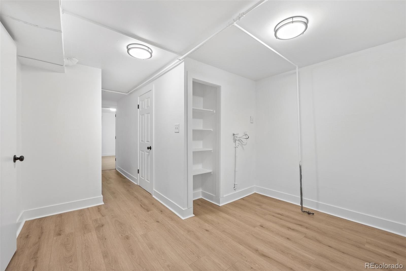 MLS Image #19 for 828 s jasmine street,denver, Colorado