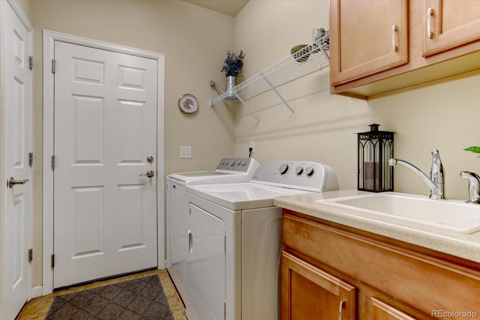 MLS Image #22 for 15932  torreys way,broomfield, Colorado