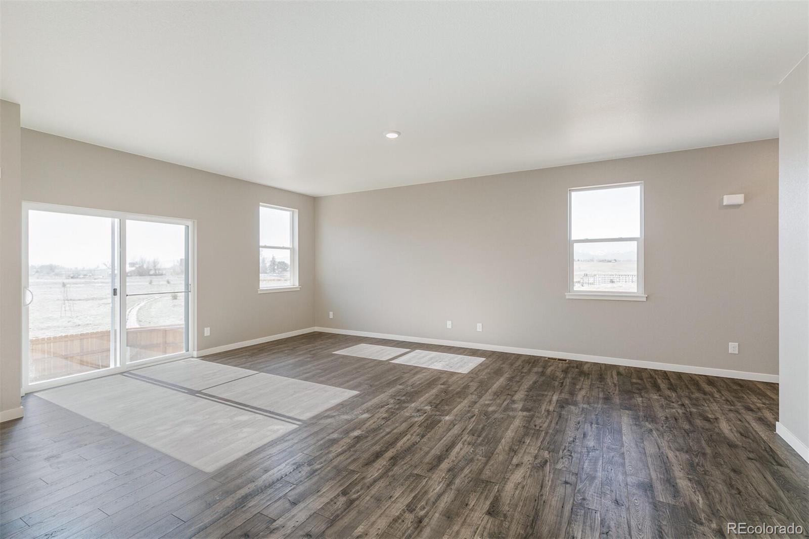 MLS Image #3 for 1557  pinnacle avenue,lochbuie, Colorado