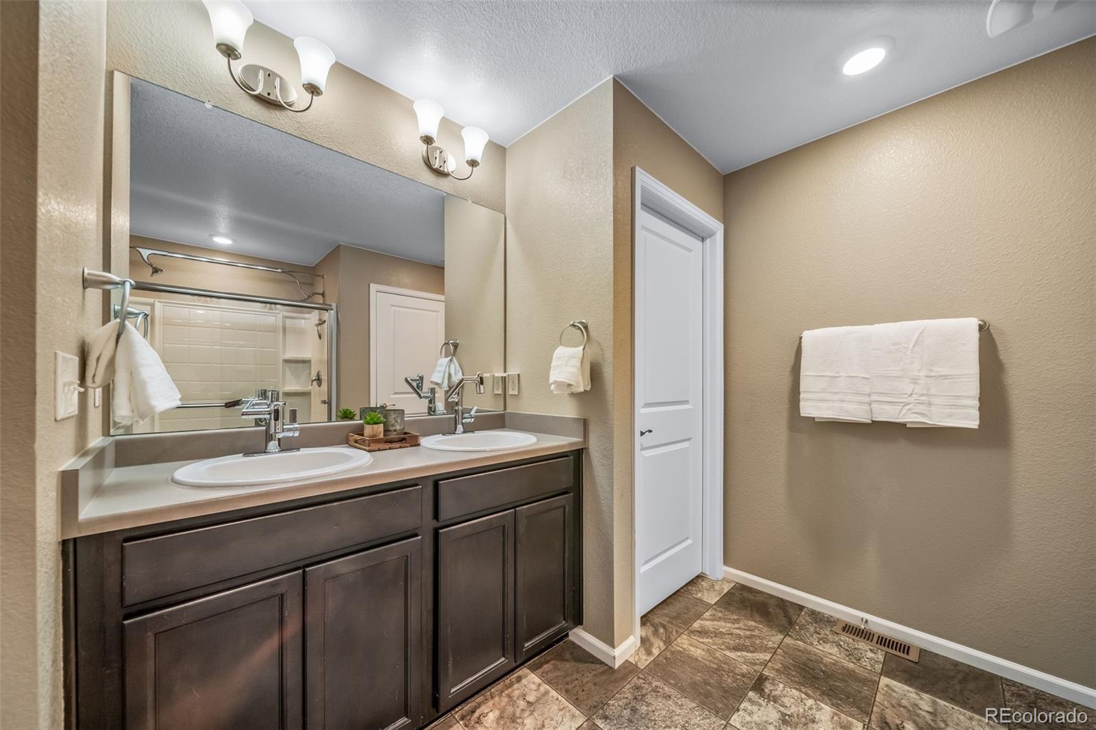 MLS Image #14 for 1 s quantock street,aurora, Colorado