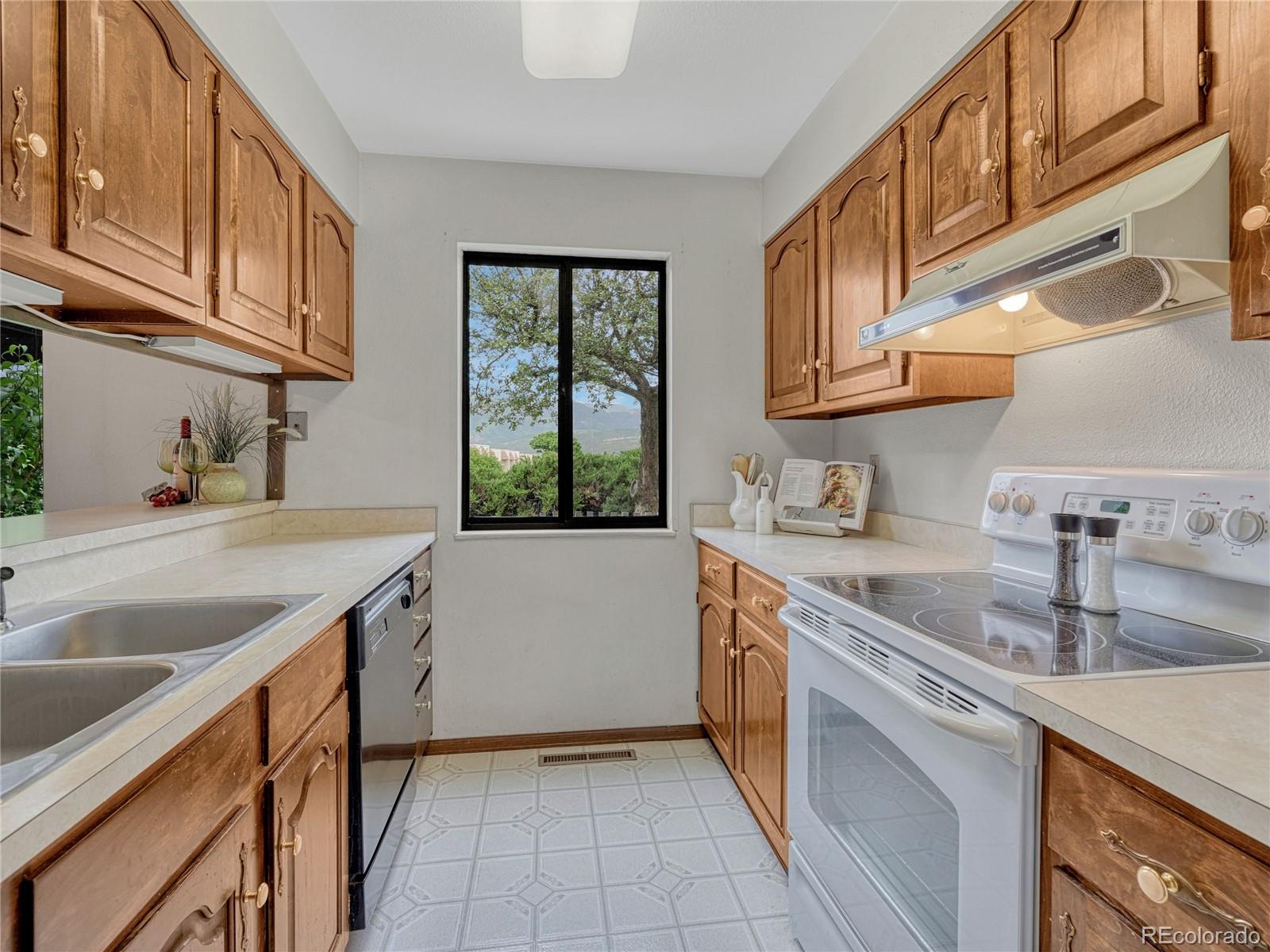 MLS Image #11 for 1146  fontmore road a,colorado springs, Colorado