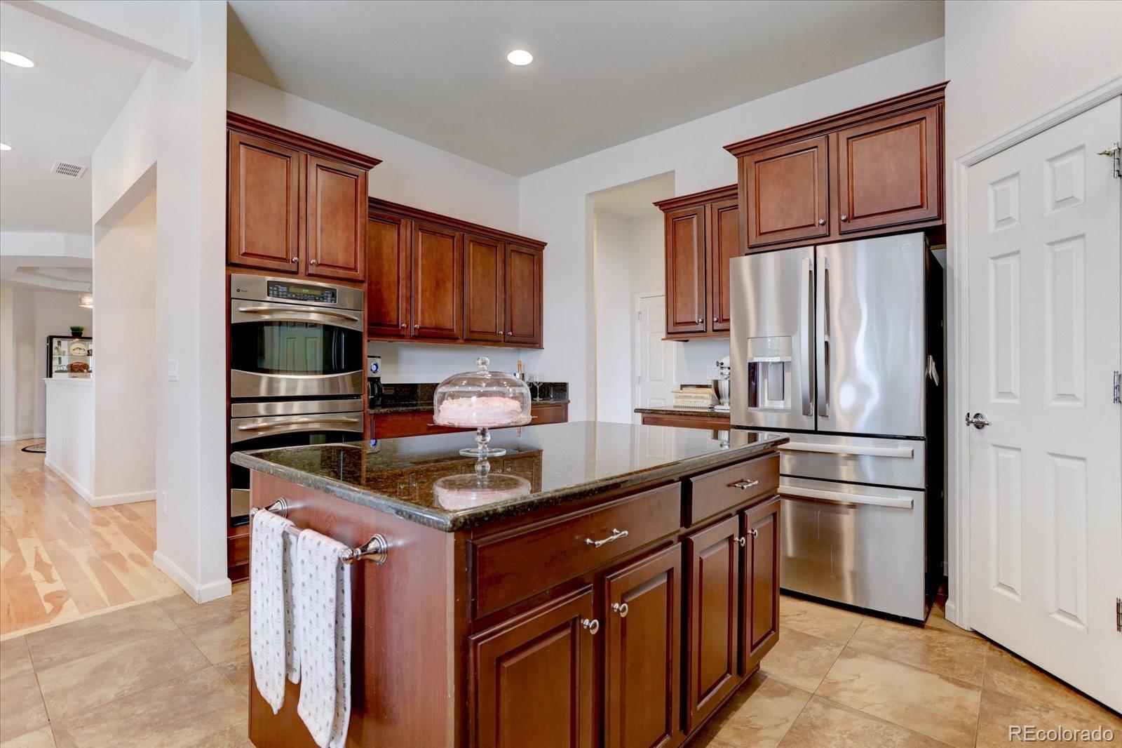 MLS Image #11 for 15965  wetterhorn way,broomfield, Colorado