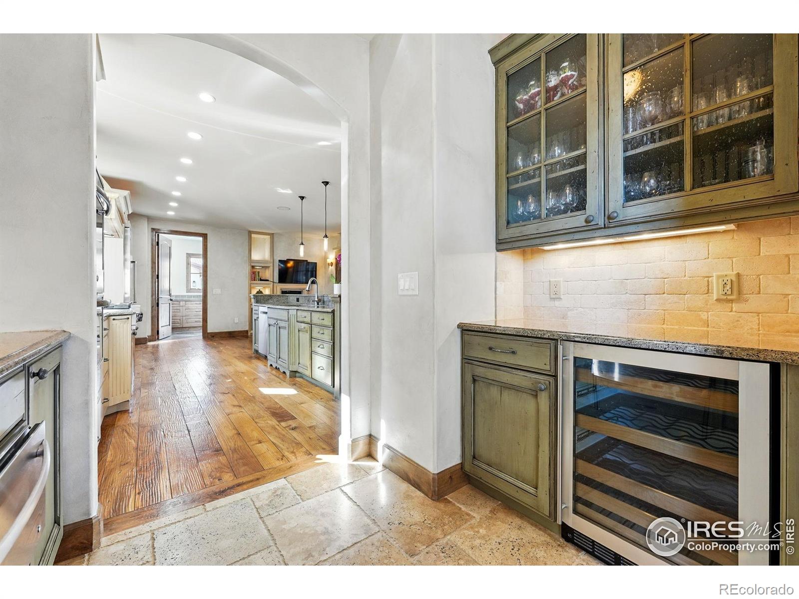 MLS Image #10 for 1652  poplar avenue,boulder, Colorado