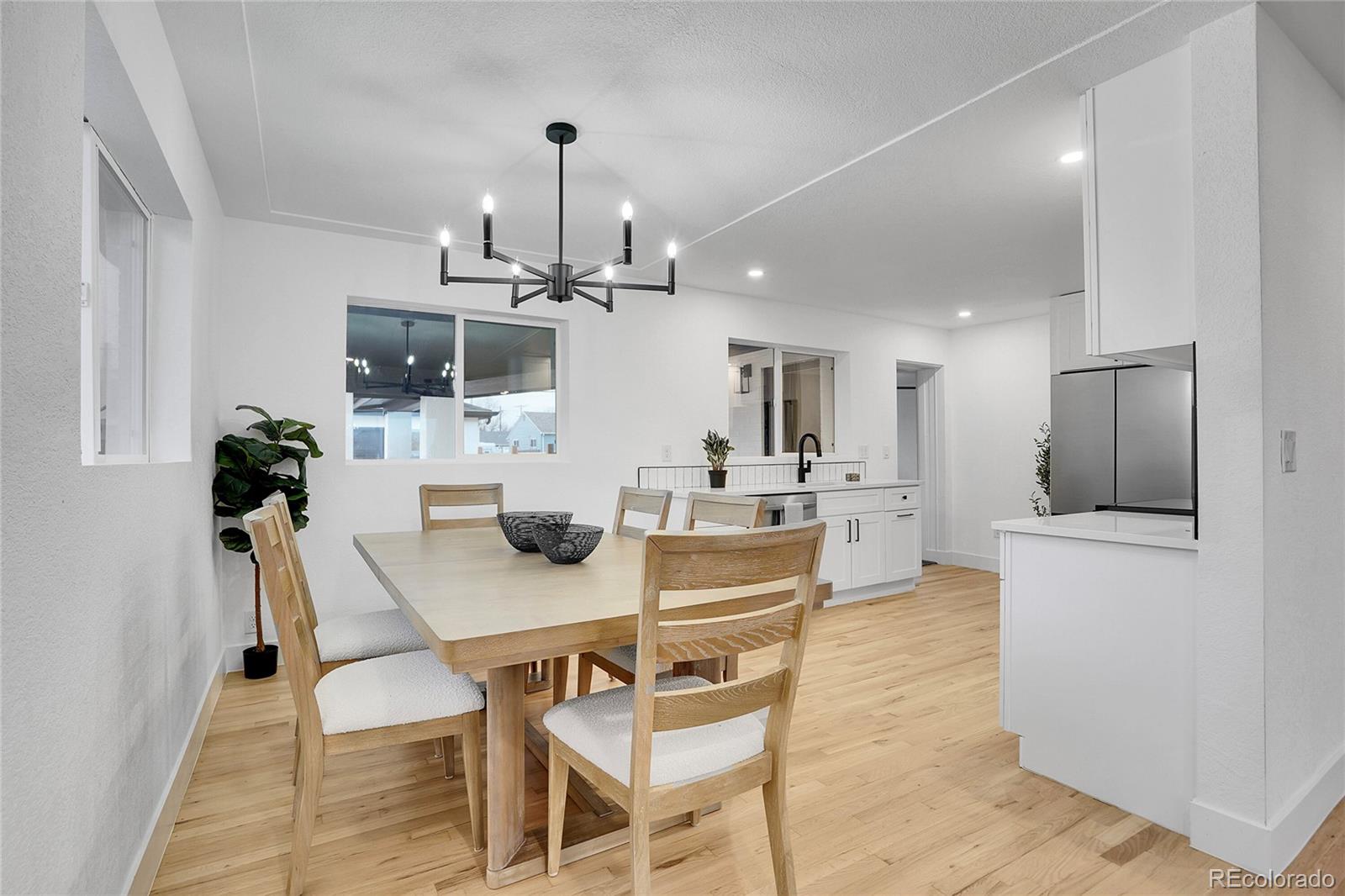 MLS Image #5 for 1540 w 52nd avenue,denver, Colorado