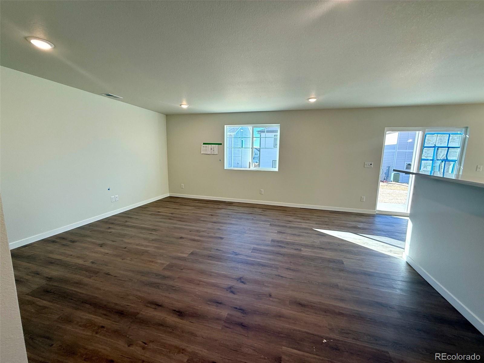 MLS Image #8 for 727 n clubview street,watkins, Colorado