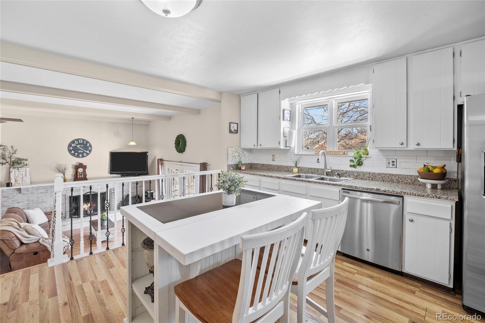 MLS Image #10 for 11895 e louisiana avenue,aurora, Colorado
